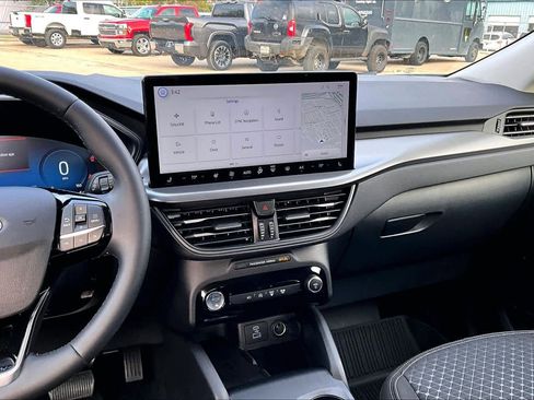 Used 2023 Ford Escape Active w/ Tech Pack #2 image 7