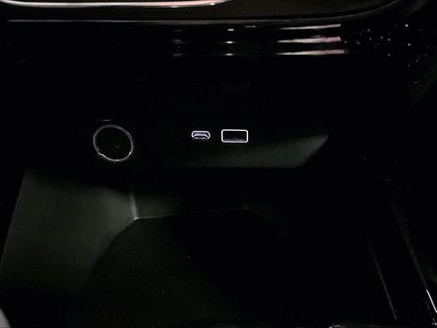 Used 2024 Chevrolet Trax RS w/ Driver Confidence Package image 31