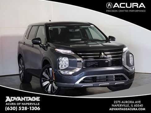 Used 2025 Mitsubishi Outlander SE FWD image 1