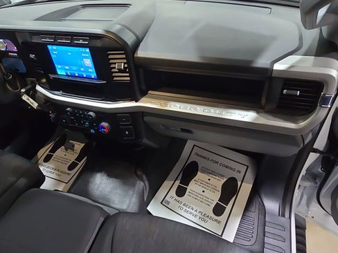 Used 2024 Ford F250 XL w/ 360-Degree Camera Package image 34