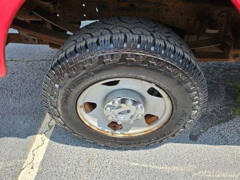 Used 2005 Ford F250 XL RWD image 27
