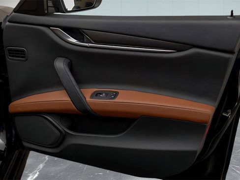 Used 2020 Maserati Ghibli S Q4 image 31