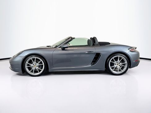 Used 2025 Porsche 718 Boxster w/ Premium Package RWD image 2