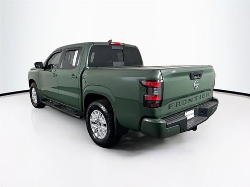 Used 2023 Nissan Frontier SV w/ SV Convenience Package image 12