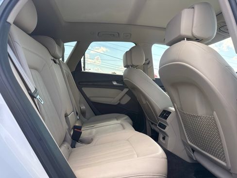 Used 2018 Audi Q5 2.0T Premium Plus w/ Premium Plus Package AWD/4WD image 32