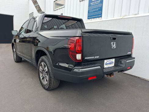 Used 2018 Honda Ridgeline RTL-T image 3