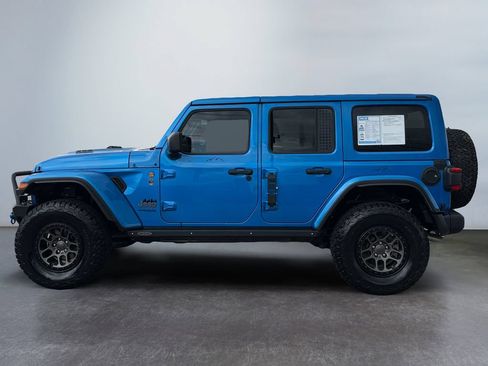 Used 2022 Jeep Wrangler Unlimited Rubicon w/ Xtreme Recon 35" Tire Package AWD/4WD image 6