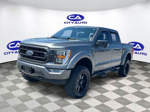 Used 2021 Ford F150 XLT w/ Equipment Group 302A High image 9