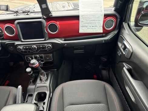 Used 2023 Jeep Gladiator Rubicon w/ Cold Weather Group image 20