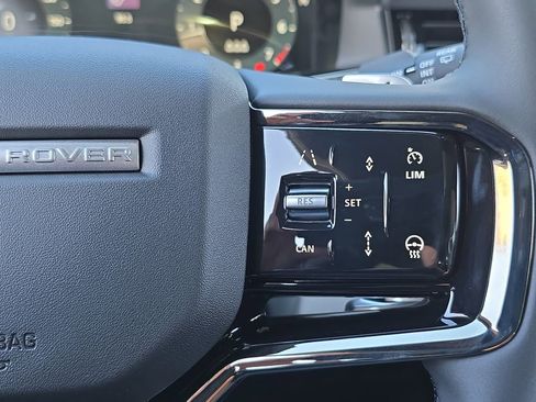 New 2026 Land Rover Range Rover Evoque S image 18