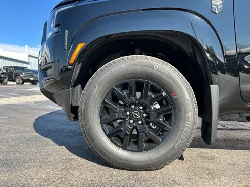 New 2026 Nissan Frontier SV w/ SV Convenience Package image 12