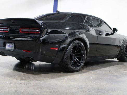 Used 2021 Dodge Challenger SRT Hellcat image 12