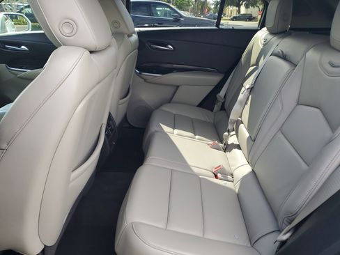 Used 2019 Cadillac XT4 Premium Luxury w/ Driver Awareness Package image 11