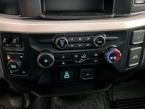 Used 2023 Ford F350 XLT image 15