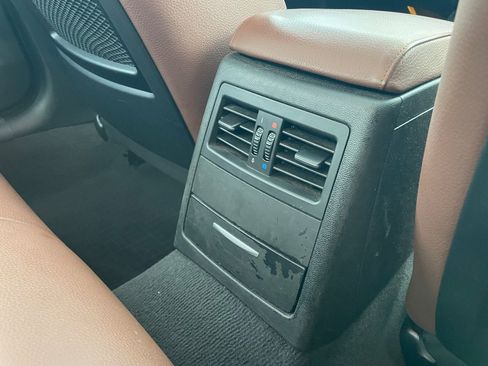 Used 2006 BMW 325i Sedan image 25