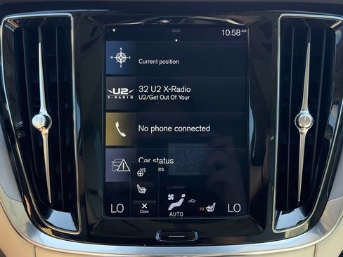 Used 2020 Volvo V60 T5 Cross Country w/ Protection Package Premier AWD/4WD image 13