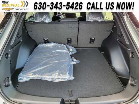 New 2026 Chevrolet Equinox EV LT w/ Comfort Package image 17