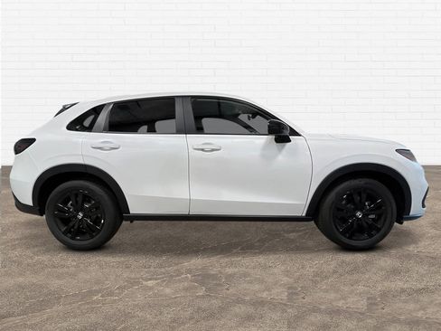 New 2026 Honda HR-V Sport image 7