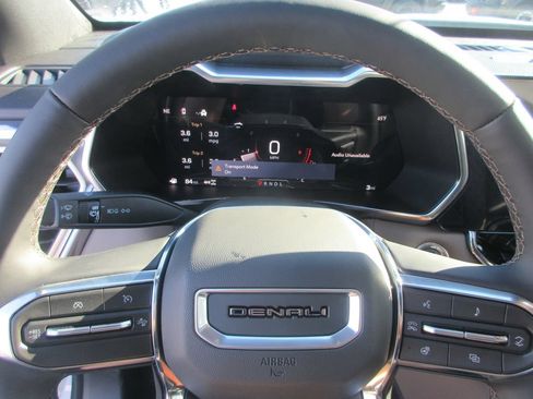 New 2026 GMC Canyon Denali AWD/4WD image 18
