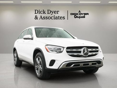 Used 2022 Mercedes-Benz GLC 300 image 1