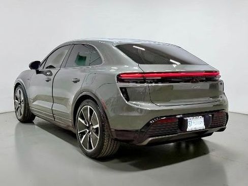 Used 2025 Porsche Macan Turbo Electric image 18