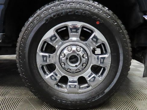 Used 2024 Ford F250 Platinum image 8