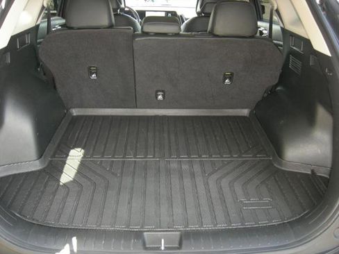 Used 2023 Kia Sportage EX image 18