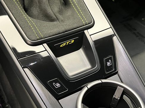 Used 2022 Porsche 911 GT3 image 17