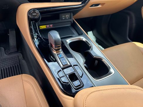 Used 2024 Lexus NX 350h AWD w/ Premium Package image 27