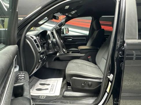Used 2019 RAM 1500 Big Horn AWD/4WD image 5