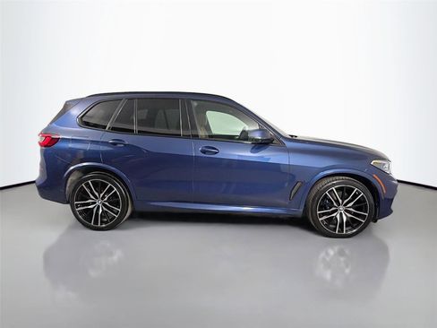 Used 2022 BMW X5 xDrive40i w/ M Sport Package AWD/4WD image 5