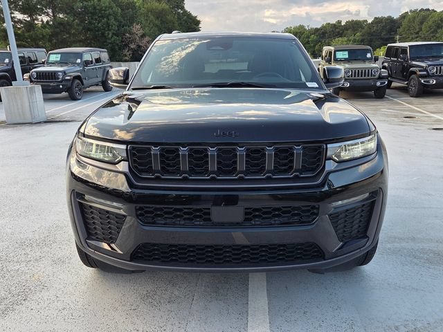 New 2026 Jeep Grand Cherokee Limited w/ Limited Altitude Package AWD/4WD image 2