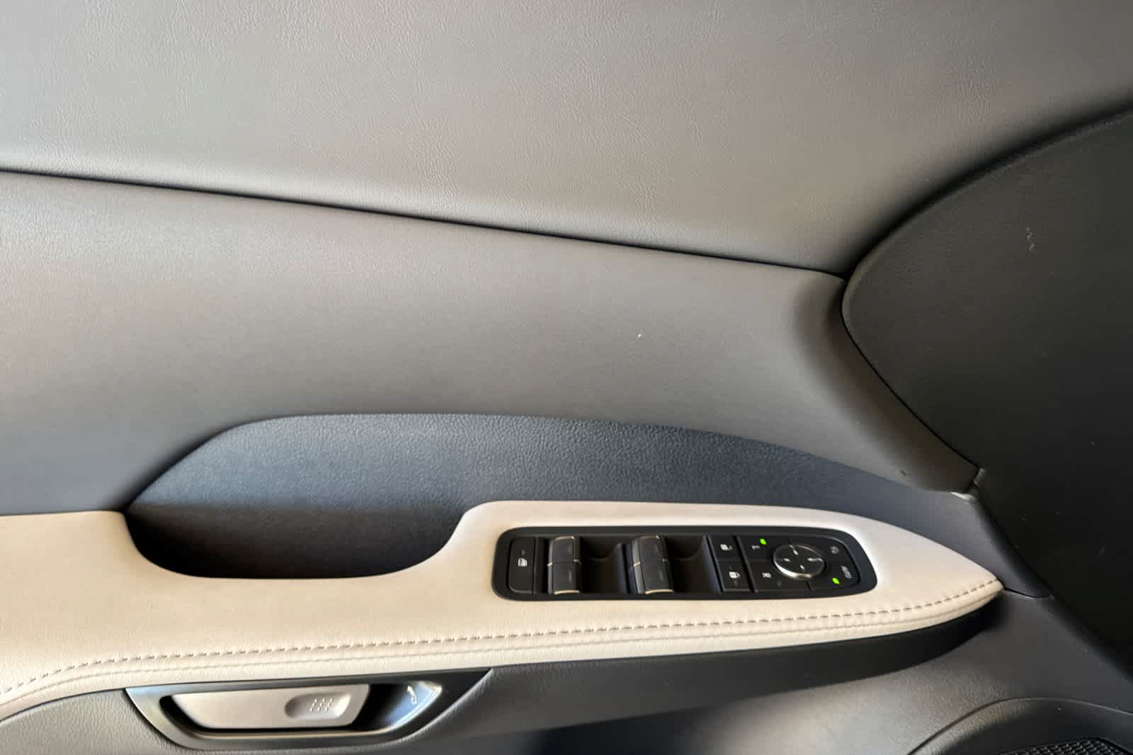 New 2026 Lexus RX 350h AWD/4WD image 12