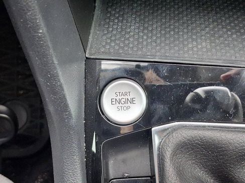 Used 2024 Volkswagen Taos S image 29