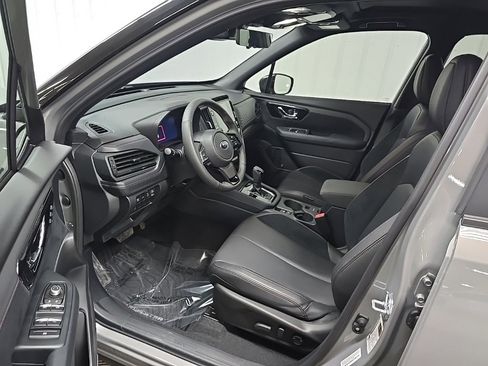 Used 2025 Subaru Forester Touring image 30