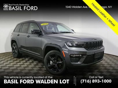 Used 2023 Jeep Grand Cherokee Limited w/ Black Appearance Package
