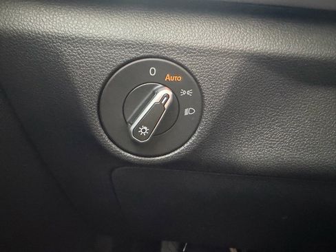 New 2026 Volkswagen Jetta SE image 23