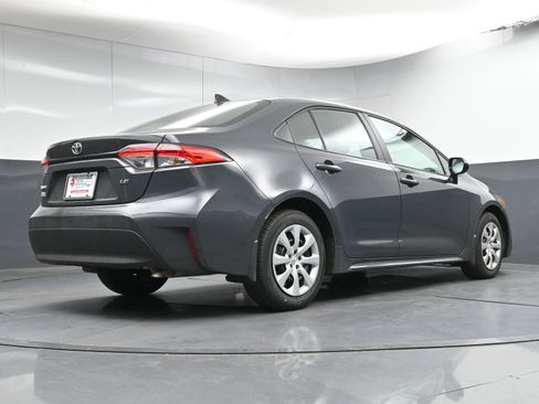 Certified 2024 Toyota Corolla LE image 27