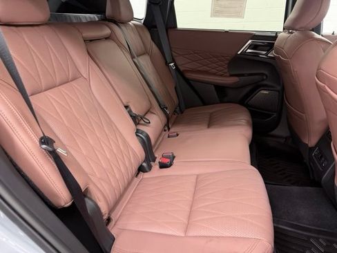 Used 2025 Mitsubishi Outlander SEL FWD image 22