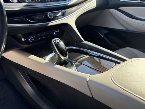 Used 2021 Buick Enclave Essence w/ Sound and Sites Package image 17