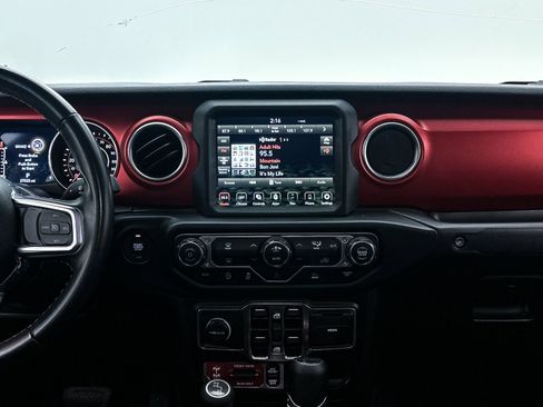 Used 2021 Jeep Gladiator Rubicon image 4