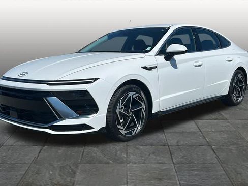 Certified 2026 Hyundai Sonata SEL FWD image 1