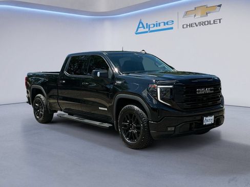 Used 2024 GMC Sierra 1500 Elevation w/ Elevation Premium Package AWD/4WD image 7