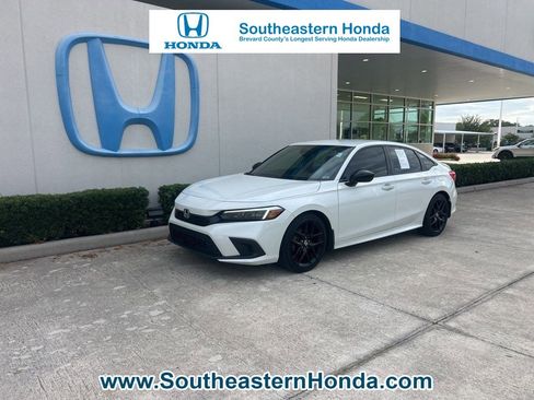 Used 2024 Honda Civic Sport image 1
