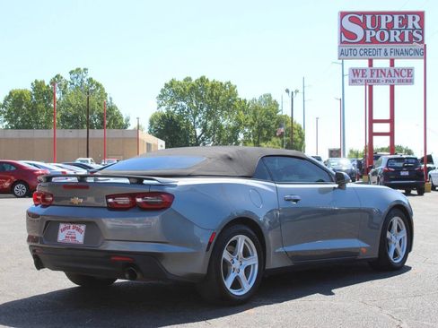 Used 2020 Chevrolet Camaro LT RWD image 6