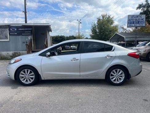 Used 2015 Kia Forte EX image 8