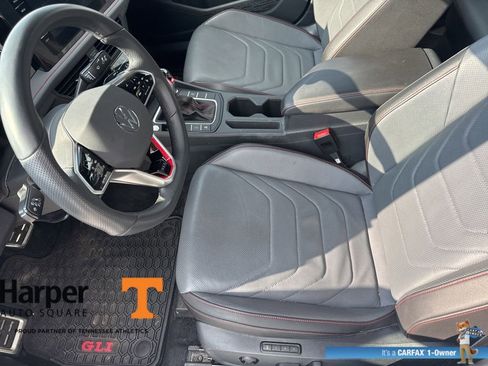 Used 2025 Volkswagen Jetta GLI Autobahn image 13