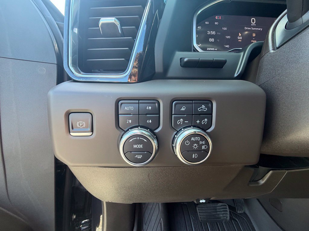 Used 2024 GMC Sierra 2500 Denali w/ Denali Reserve Package AWD/4WD image 4