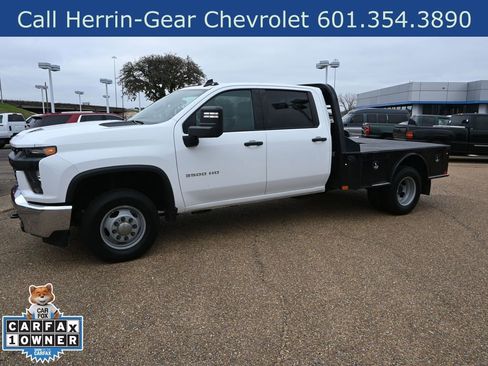 Used 2023 Chevrolet Silverado 3500 W/T w/ WT Convenience Package image 3