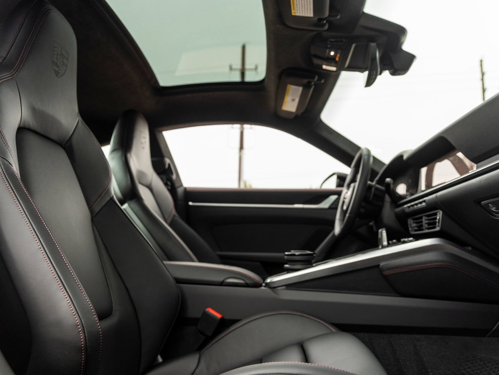 Certified 2026 Porsche 911 Carrera GTS RWD image 34